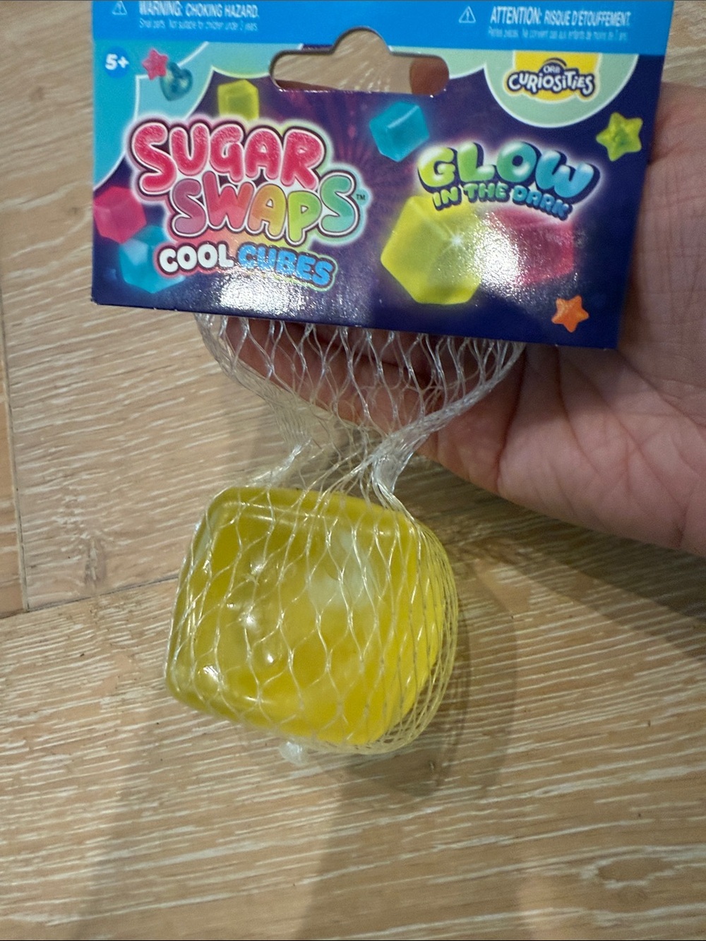 Orb Sugar Swaps Glow in the Dark Cool Cube - Yellow